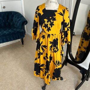 Yellow and black dress, size M